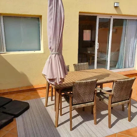 Maluhia Holidayfv Κοραλέχο